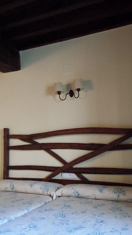 Casa Rural Con Encanto "Los Postigos" Banos De Montemayor Ruang foto